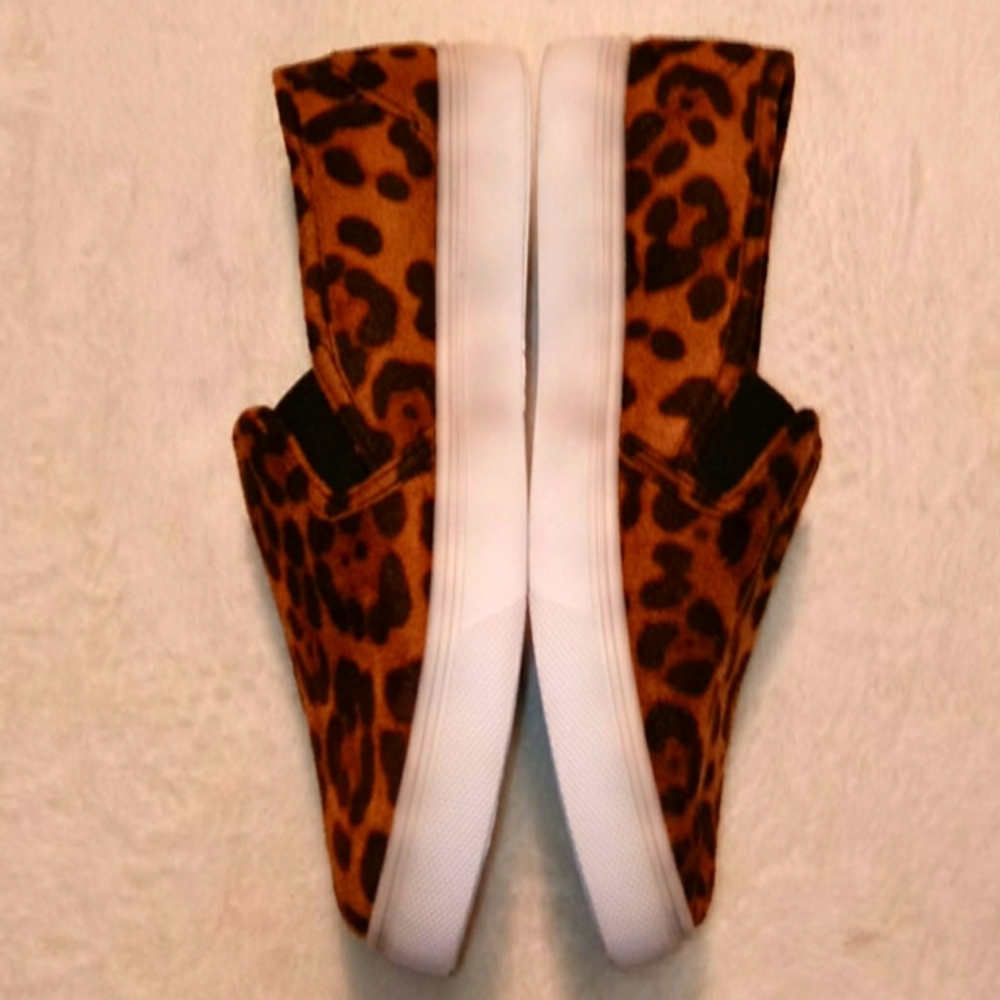 Women's Leopard Print Slide On Shoes - Picture 5 of 7